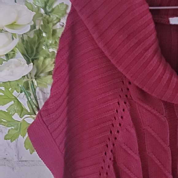 Rick's Throw Sweater - Picture 5 of 6